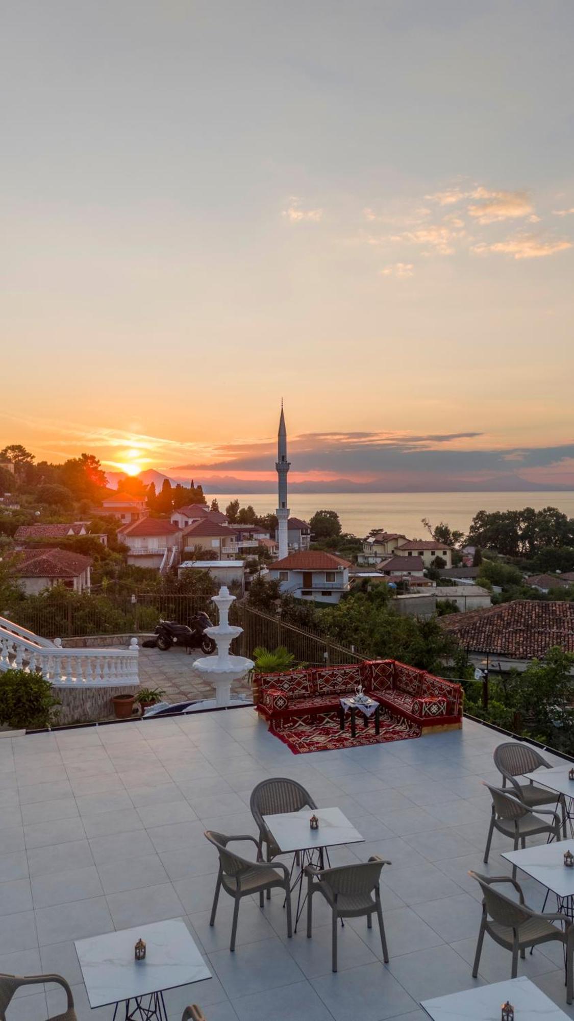 Vila Sela Shkoder Luaran gambar