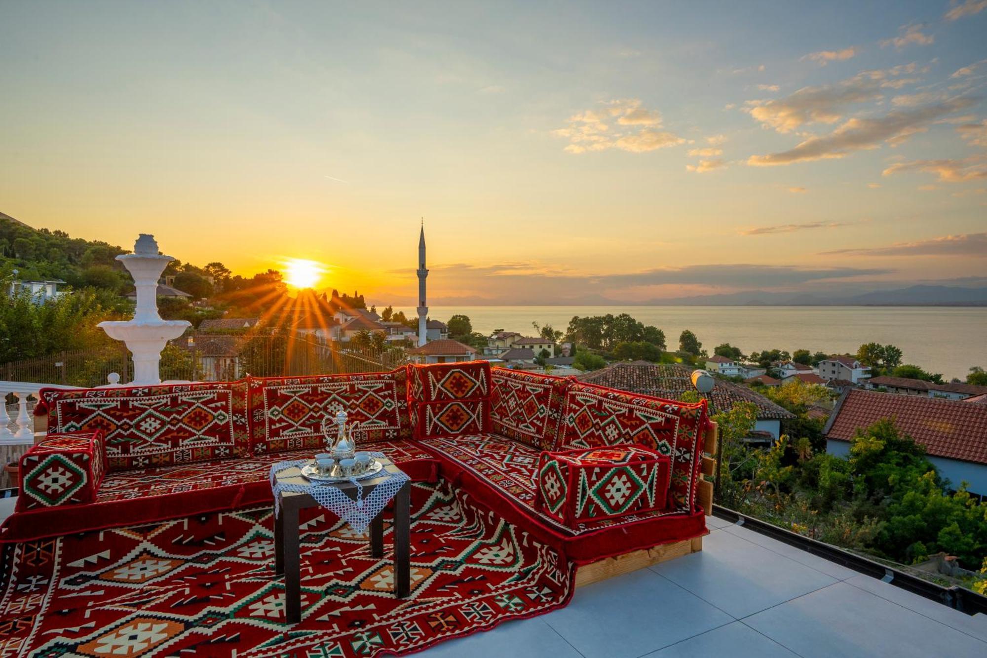 Vila Sela Shkoder Luaran gambar