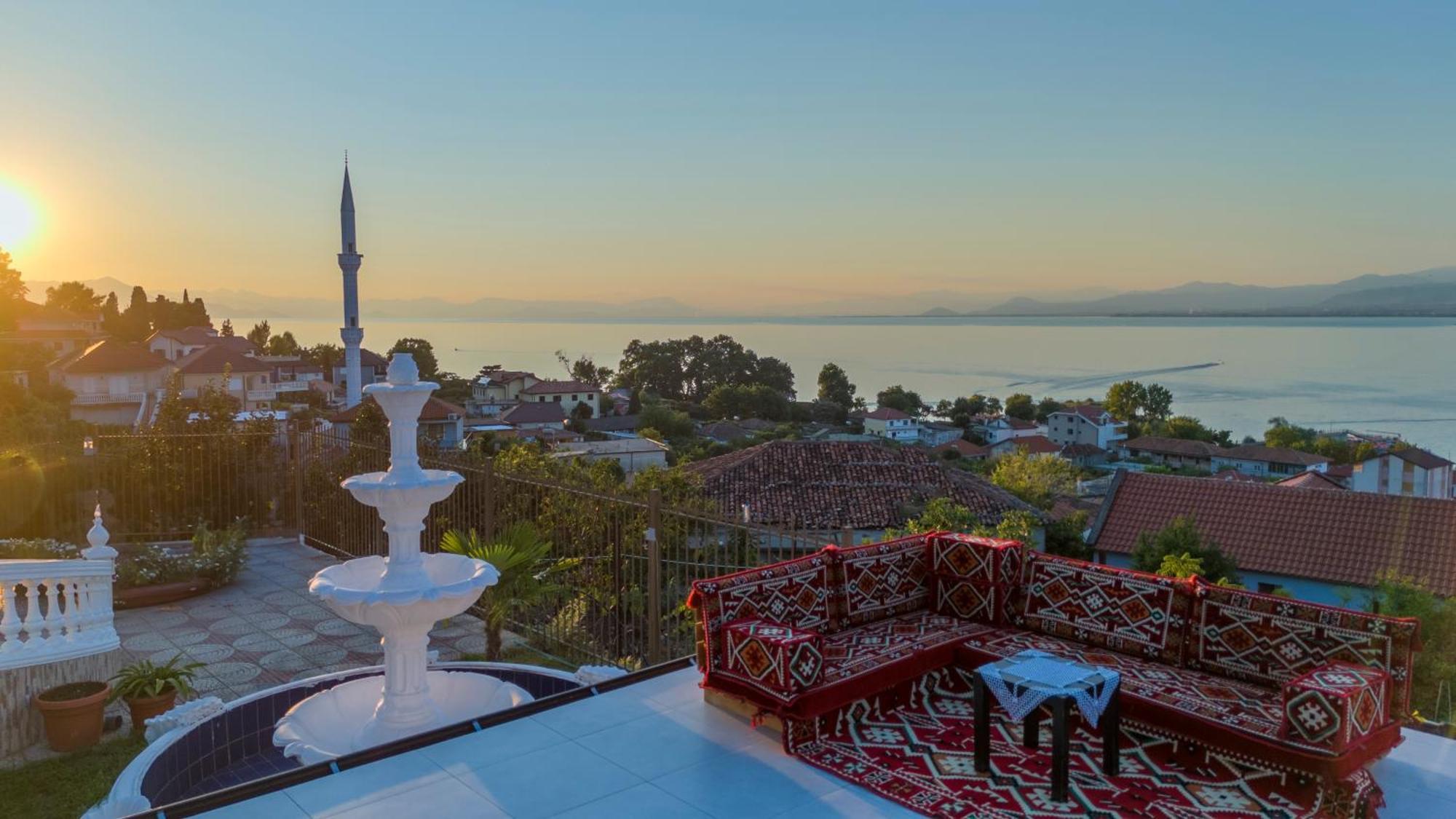 Vila Sela Shkoder Luaran gambar
