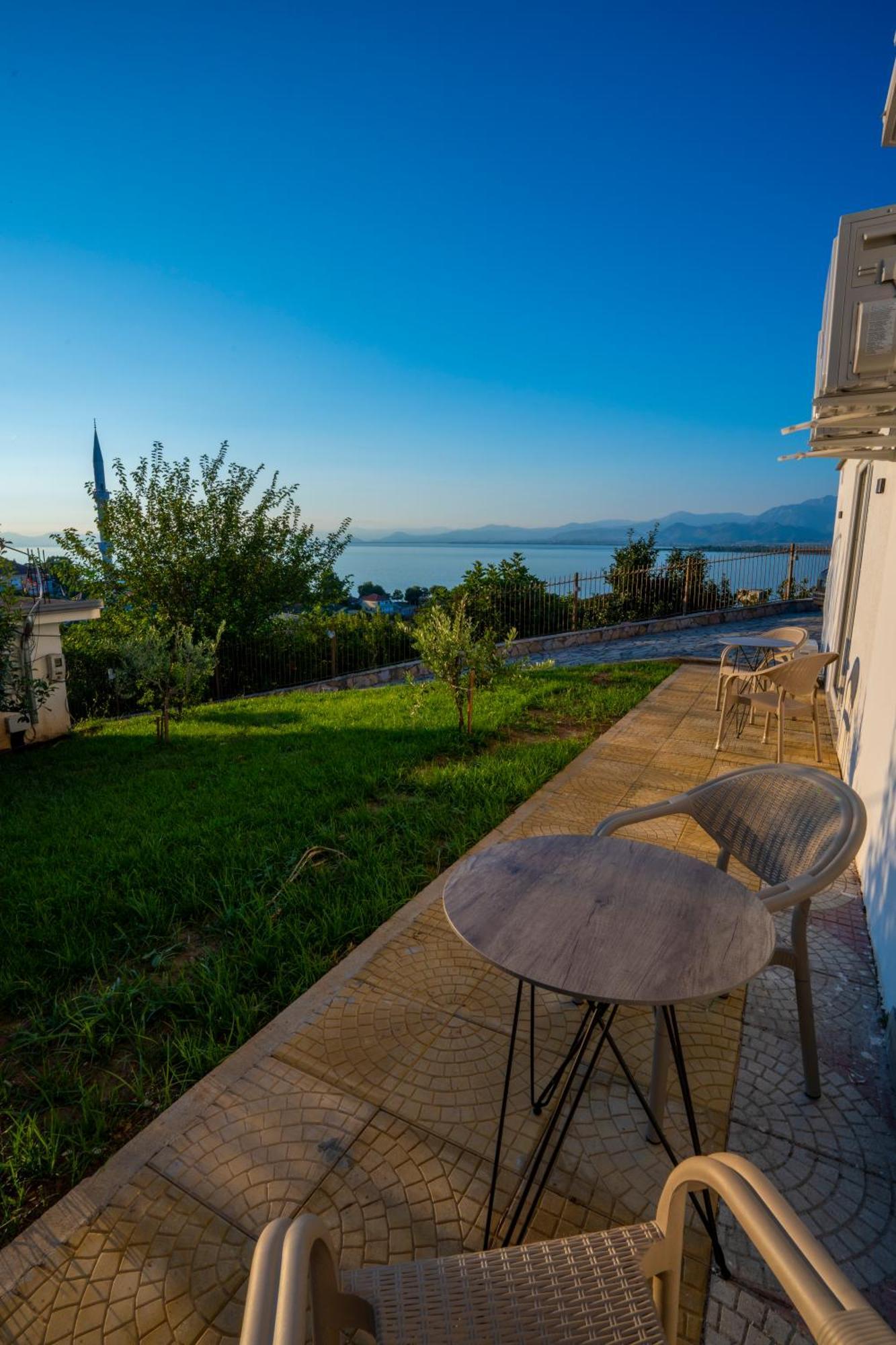 Vila Sela Shkoder Luaran gambar